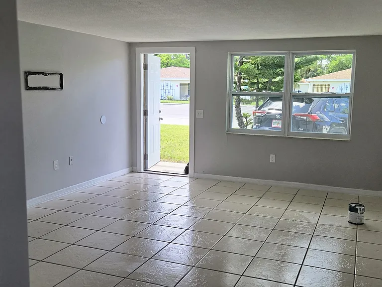 5423 Pasadena Dr #2 — Photo 11