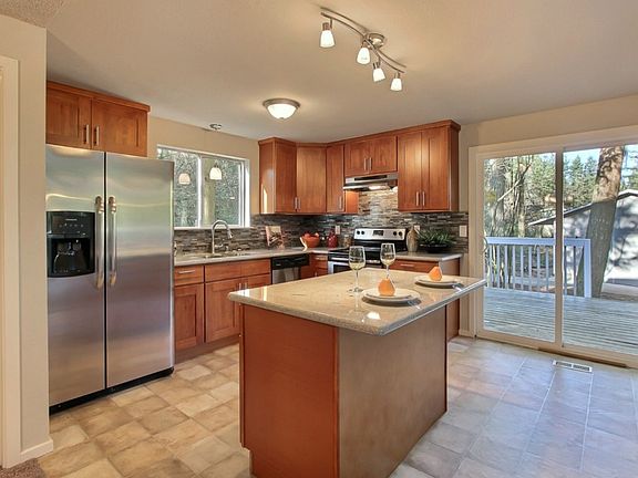 5th image of 15404 72nd Avenue Ct E