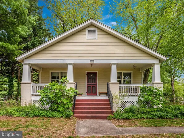 19547 Fisher Ave, Poolesville, MD 20837