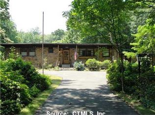 350 Mansfield Grove Rd, East Haven, CT 06512