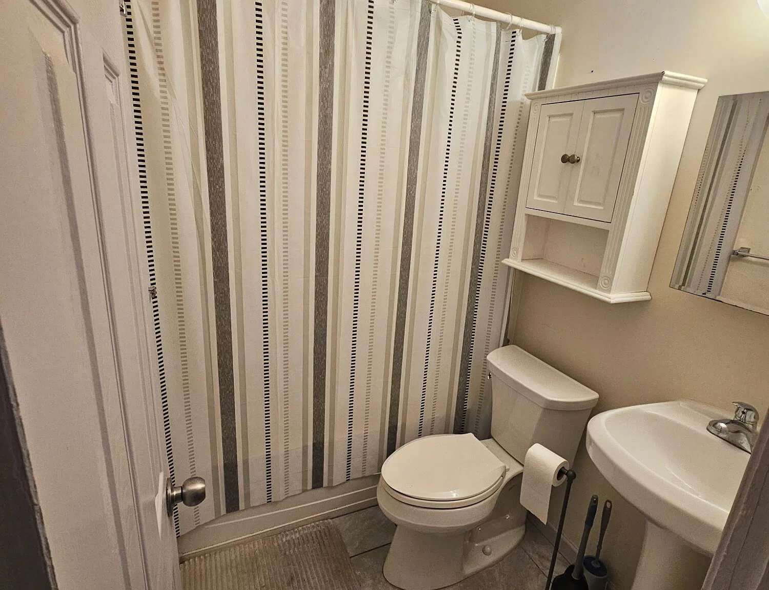 1 bed, 1.0 bath, 544 sqft, $1,200 — Photo 4