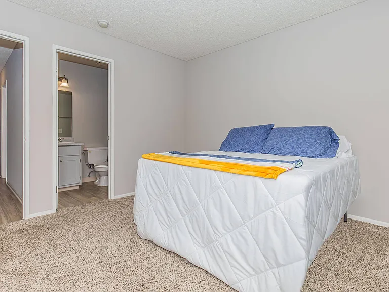 Sunset Ridge — Photo 35
