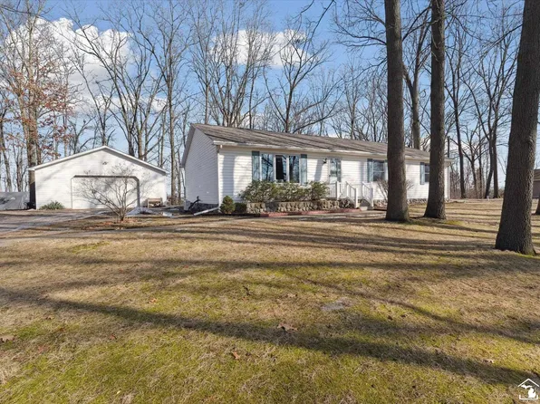4135 Ogden Hwy, Adrian, MI 49221