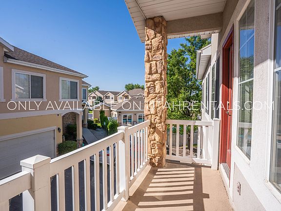 2nd image of 1052 Canyon Meadow Dr APT 3