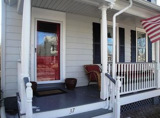 37 N Main St, Allentown, NJ 08501