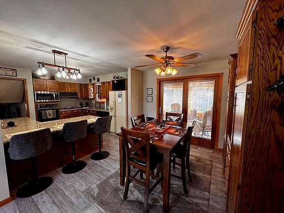5th image of 2529 James Dr