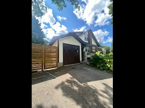 101 Allen St W, Waterloo, ON N2L 1E6