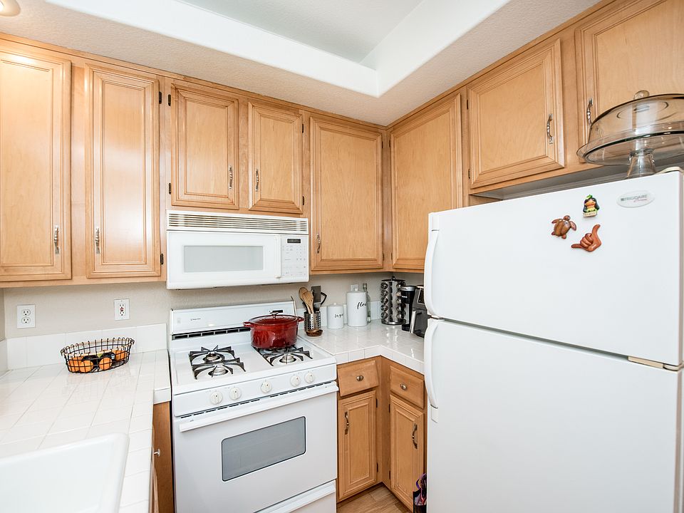 1st image of 1050 S San Marino Way
