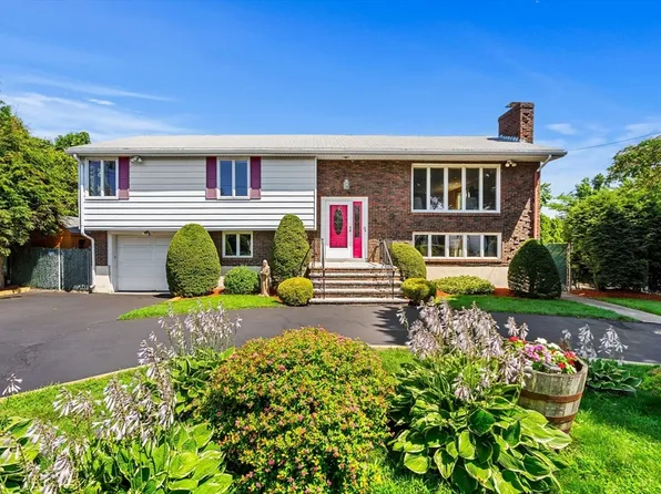 76 Cushing Ave, Revere, MA 02151
