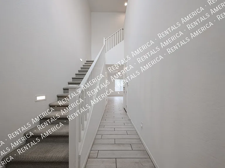 901 S Smith Rd #1008 — Photo 4