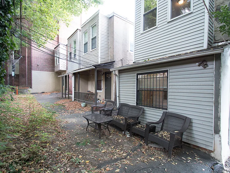 4125 Woodland Ave — Photo 5