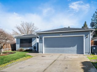 2840 Far West Ave, Medford, OR 97501