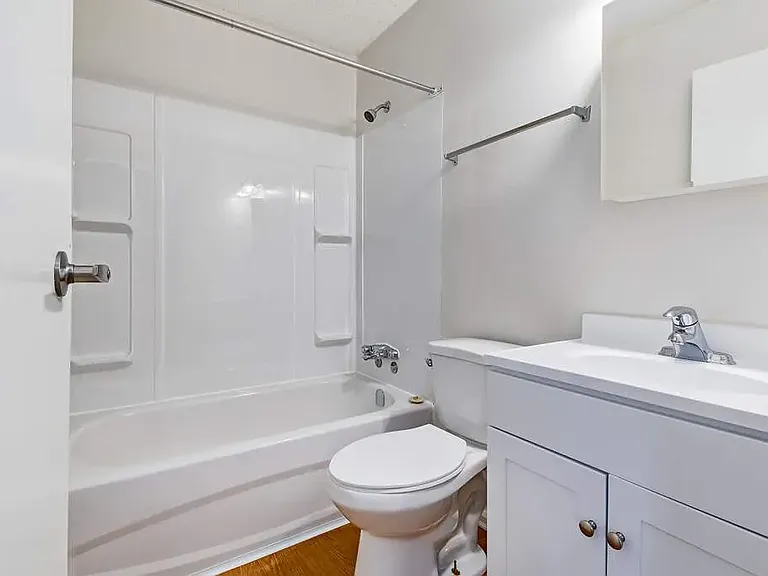 355 Northview Rd #C301 — Photo 5