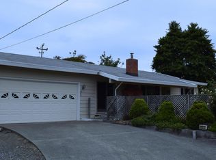 535 Valley View Dr, Eureka, CA 95503