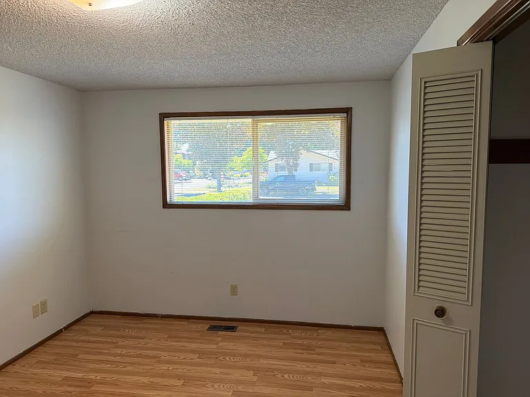 1422 Lawnridge Ave — Photo 36