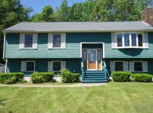 207 Mendon St, Hopedale, MA 01747