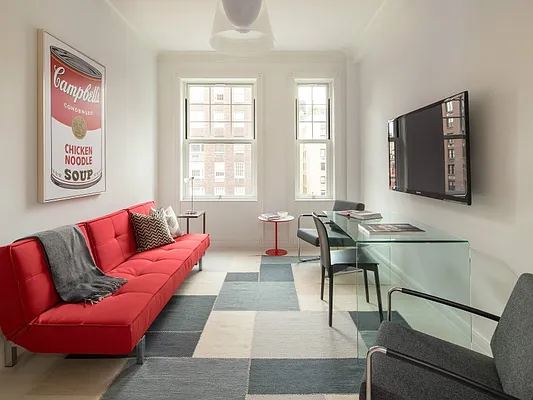 Sold by Sotheby's International Realty | media 23