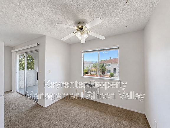 4th image of 1104 Delna Manor Ln APT 3