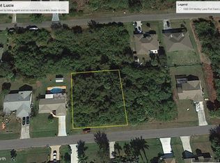 1569 SW Medley Ln, Port Saint Lucie, FL 34953