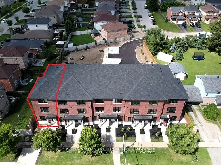 454 Veterans Dr — Photo 2