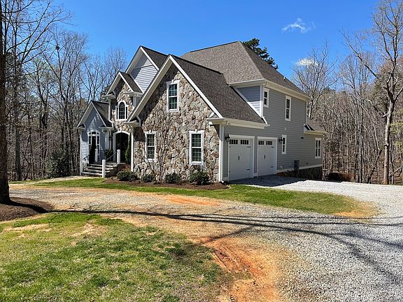 2nd image of 62 Sir Peyton Dr