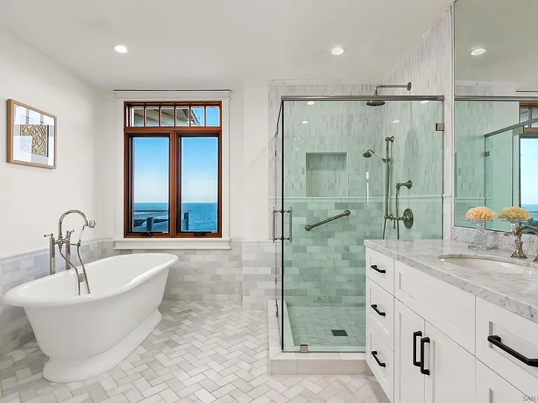 1241 Coast Blvd — Photo 38