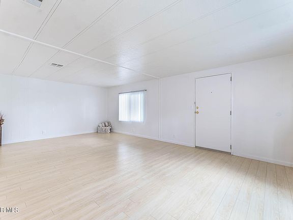 5th image of 1150 Ventura Blvd Space 43