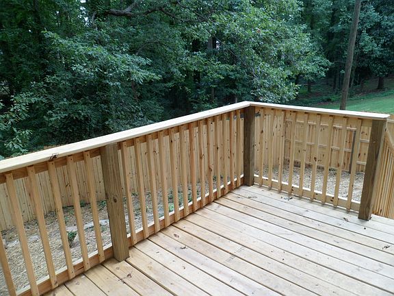 2nd image of 122 Delray Dr