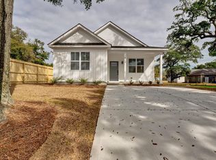 1813 Waddell St, Wilmington, NC 28401