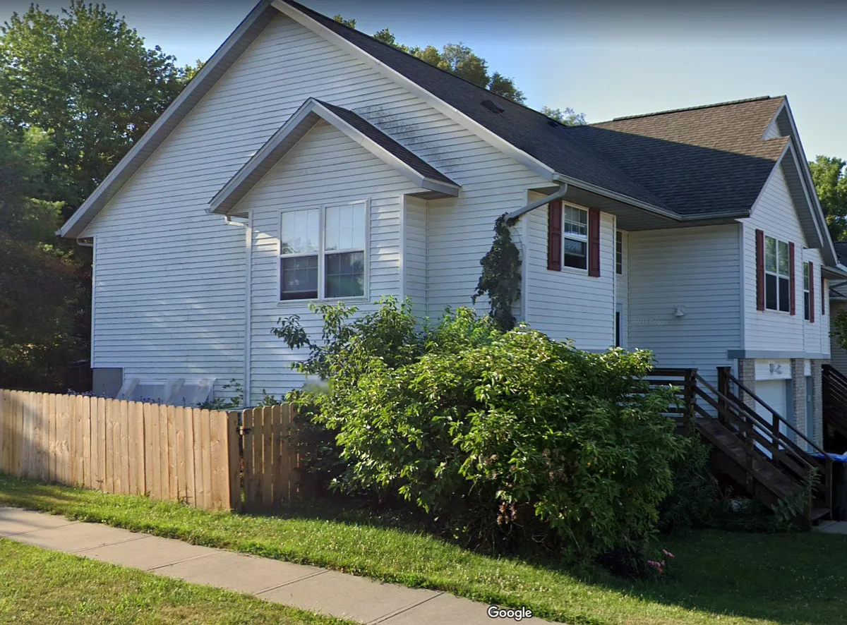 Building Photo - 2300 Catskill Ct