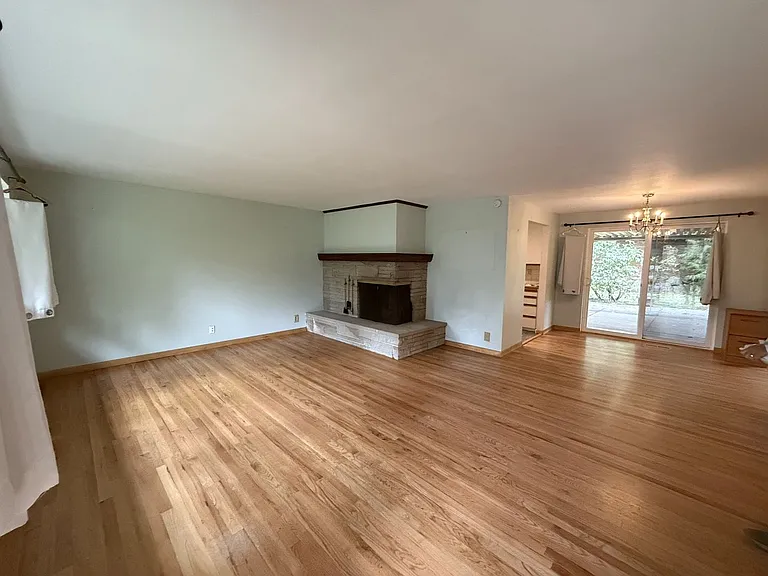 9123 227th St SW — Photo 4