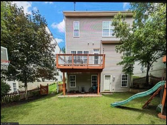 4th image of 9215 Greenshire Dr