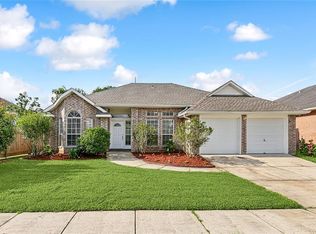 124 Barnes Ct, Gretna, LA 70056