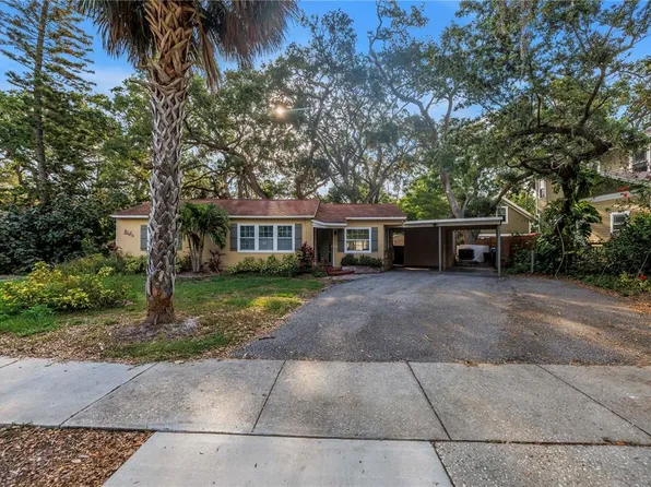 1753 San Mateo Dr, Dunedin, FL 34698