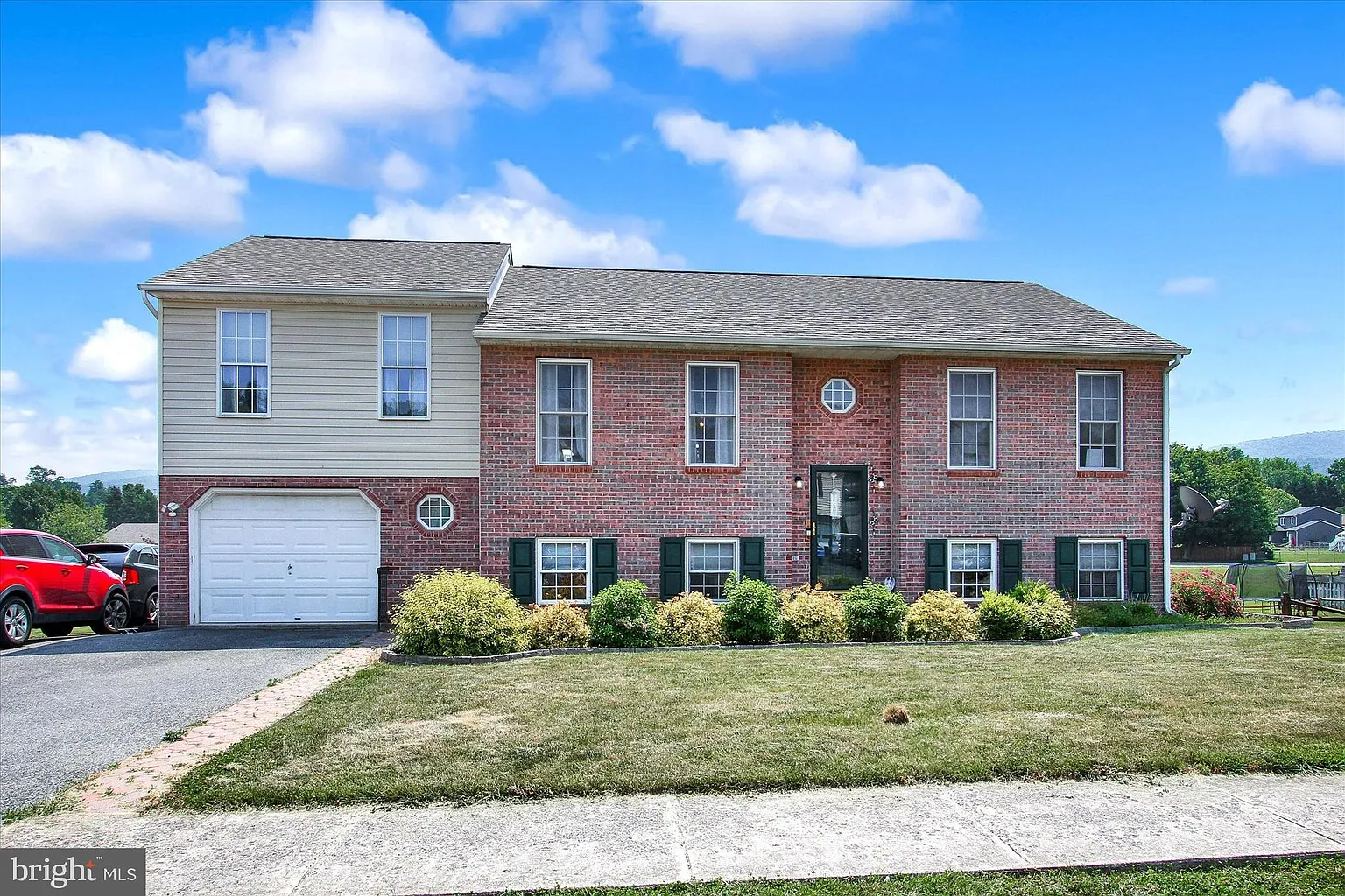 49 Amanda Dr photo 1