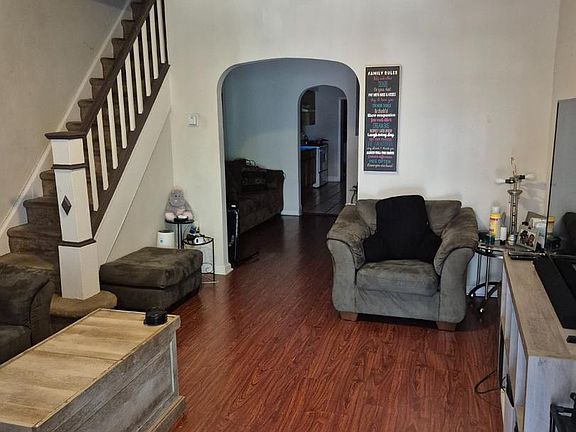 3rd image of 6013 Kingsessing Ave