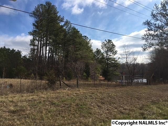 2nd image of 2250 Mallone Rd