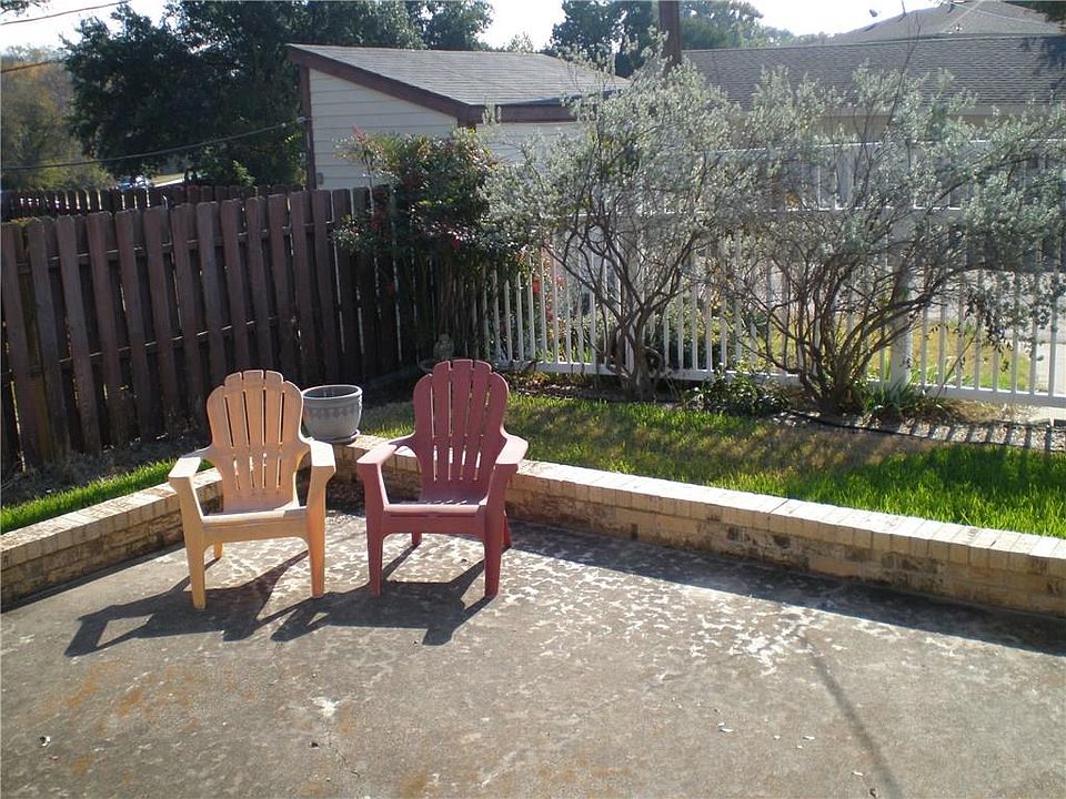 1st image of 8211 Lullwater Dr