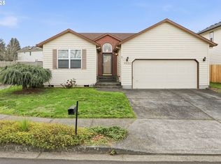 1422 SW 11th St, Troutdale, OR 97060