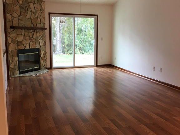 4th image of 7822 Aquarius Cir S