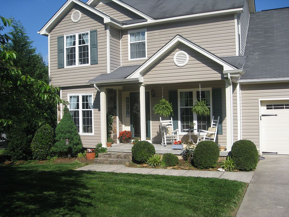 1st image of 6100 White Oak Valley Cir