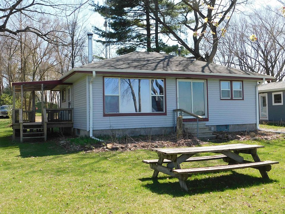 W6612 Puckaway Rd, Markesan, WI 53946 MLS 50273410 Zillow