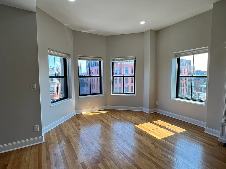 557 Columbus Ave #401 — Photo 18