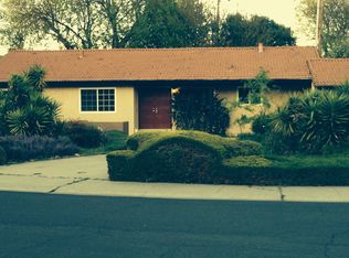 1065 Silver Lake Dr, Sacramento, CA 95831