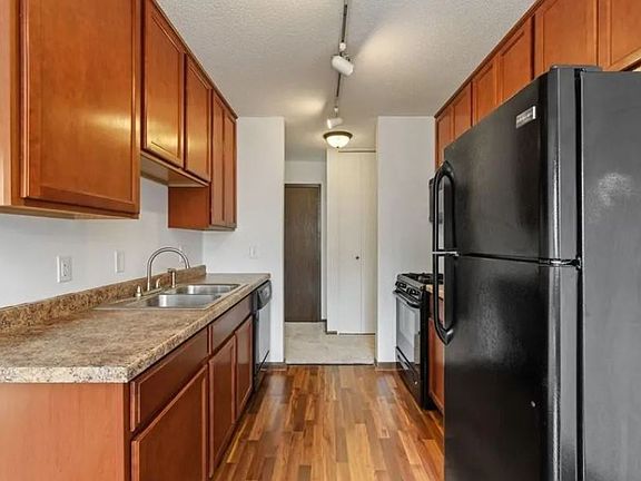 2nd image of 333 8th St SE APT 315