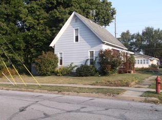 101 N 3rd St, Wolcottville, IN 46795