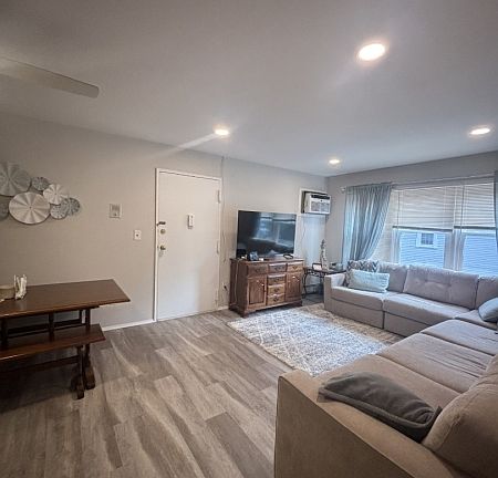 2nd image of 53 Union St APT 2