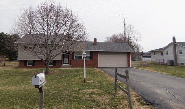 1st image of 194 Kelley Dr
