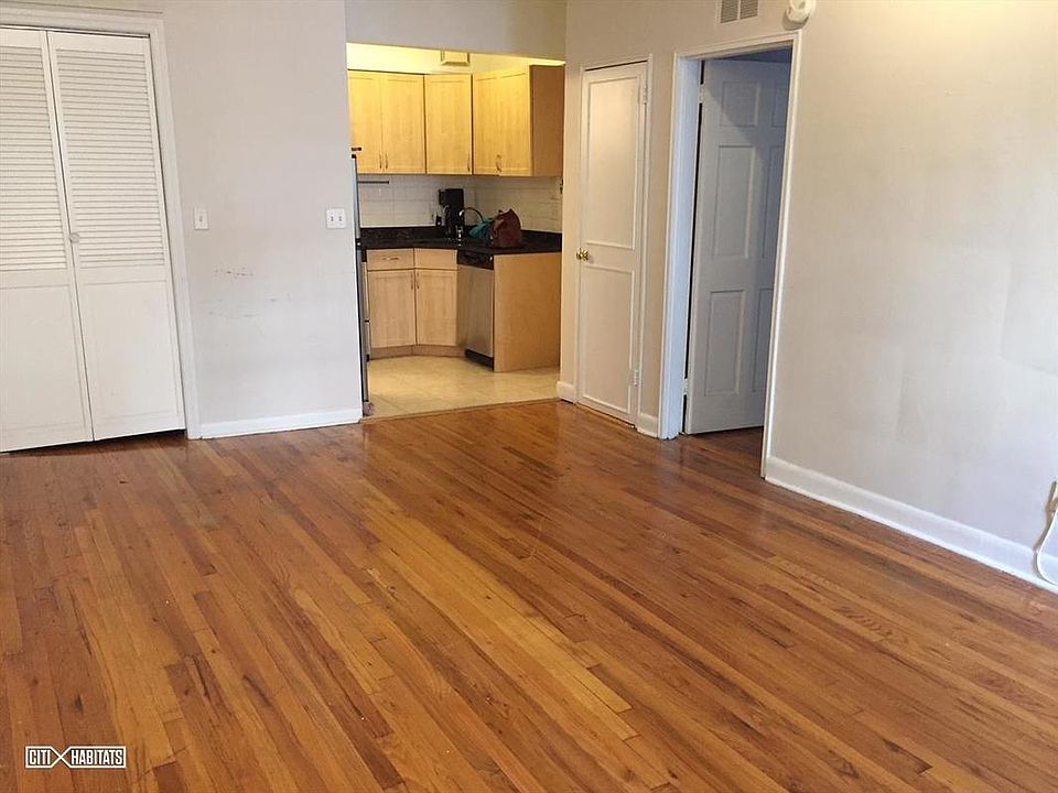 1st image of 31 E 20th St APT 3R