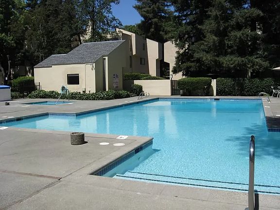 5th image of 1451 3rd St #140111